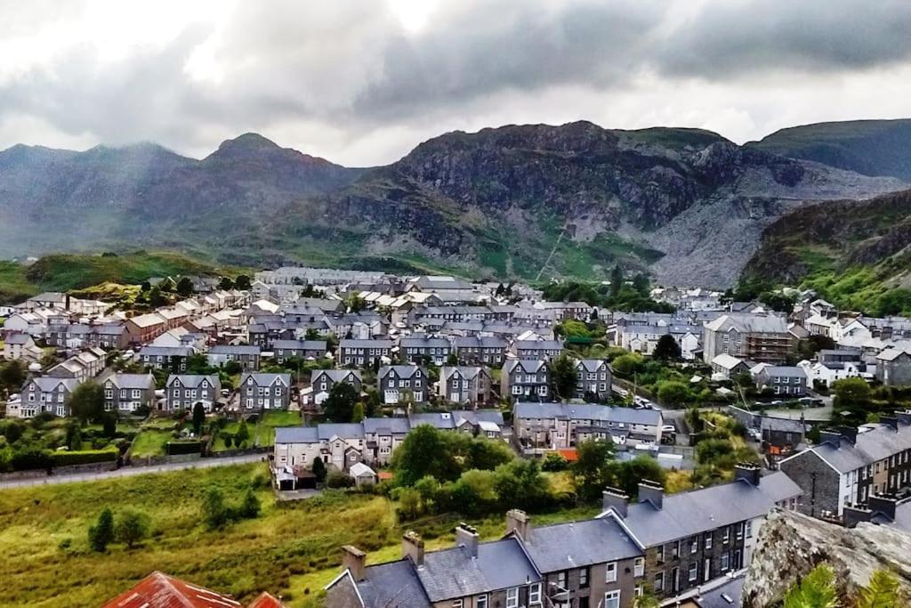 Villa Mountain Walks Straight From The Doorstep Blaenau Ffestiniog Exterior foto