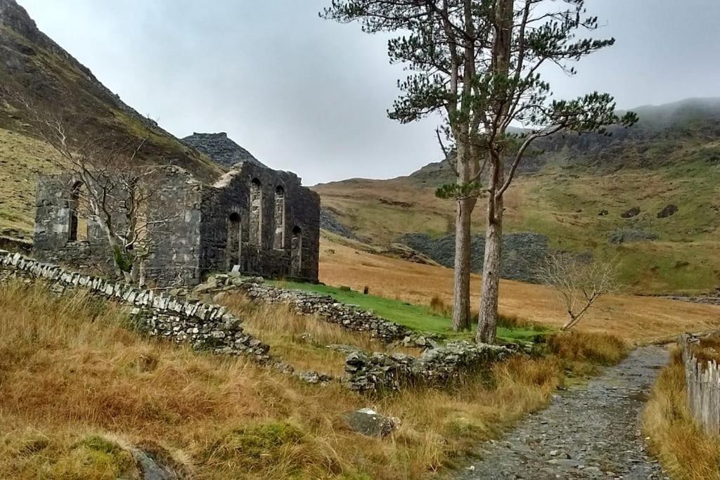 Villa Mountain Walks Straight From The Doorstep Blaenau Ffestiniog Exterior foto