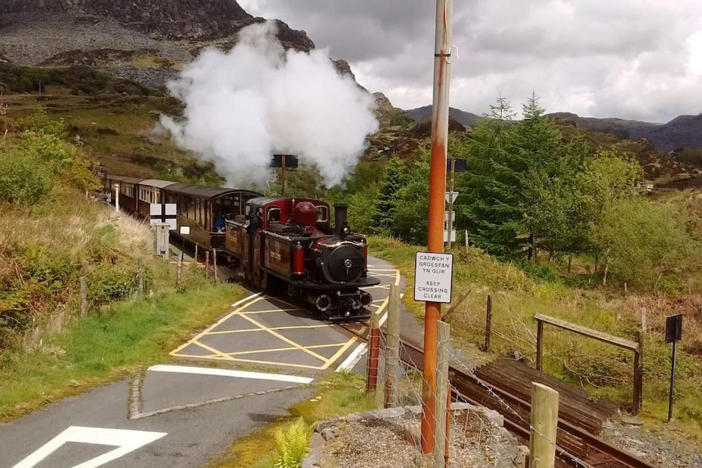 Villa Mountain Walks Straight From The Doorstep Blaenau Ffestiniog Exterior foto